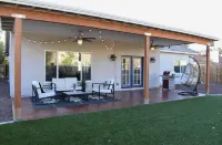 Modern desert oasis - Chandler Retreat Hotels near Chandler Gilbert Community College - Pecos Campus
