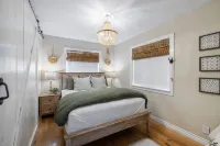 The B’s Hive Cottage