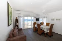 Panoramic apartment with sea view and pool Hotels in Opcina Slivno