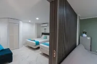 Tranquil stay at Isidora