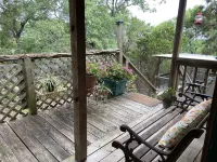 Serenity Hill B n B - Private Country Cottage on the Scenic Devils Backbone