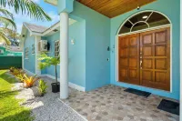 Dreamers Getaway - Relaxing unit with large rooms, full kitchen, & fast Wi-Fi