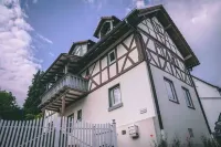 Old house to feel good Hotels in Usingen