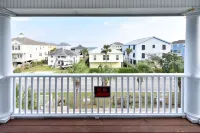 Large Beach View House in Surfside, South Carolina