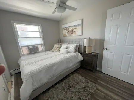 Oceanviews from Every Room...Steps to the Beach