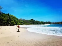 Nosara Apartment with Pool View, 3 min walk beach