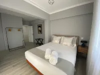 Estoril Casino 3 Bedrooms With Pool Hôtels à : 