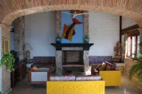 October Special- Discount of 300.00 on Bookings for 06 People