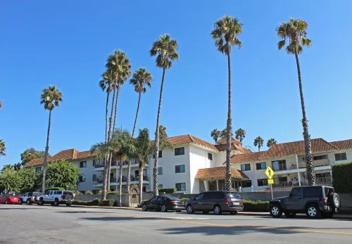 Cozy condo for rent 3 minutes from the beach!