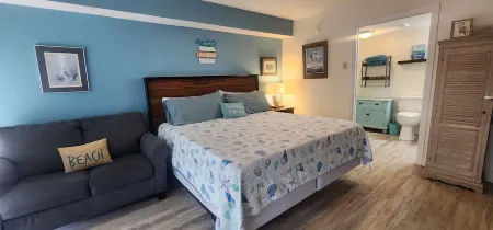 Spring Pricing at Seaside Bungalow