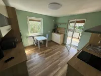 Large vacation apartment with garden and wallbox - pets also welcome Hotels in Kunzell