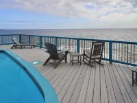 Regatta’s Island Time Getaway Hotels in Southside