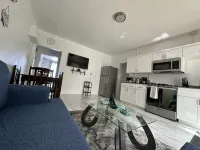 Spacious apartment near attractions with a wonderful view!