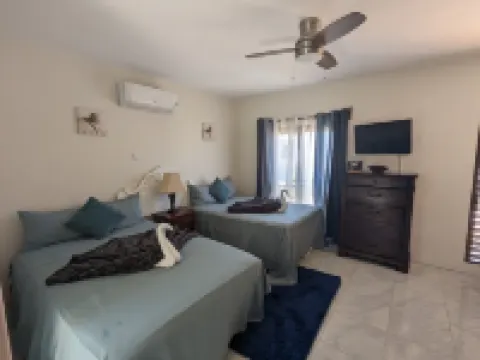 Wynter'sEscape! 2BR w/pool & beach access near PuertoSeco Beach! w/24-hrsecurity