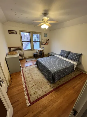 Hygge House: fireplace and garage Отели в г. Хеннепин