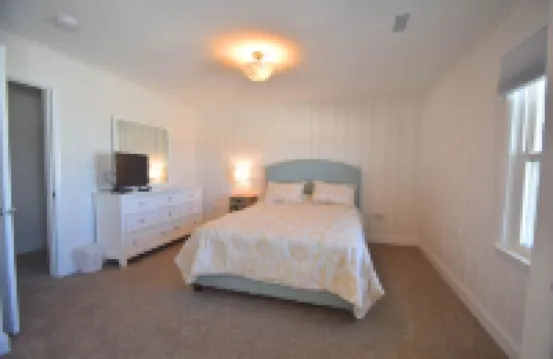 Alameda 6 Condo Hotels in 