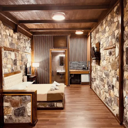 Ataviros Hotel