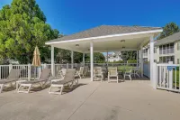 Myrtle Beach Condo w/ Community Perks