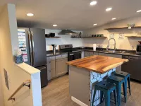 The Asbury House Guest Rentals Hotels in Moscow