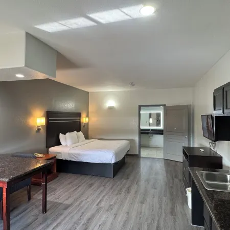 Sunbridge Inn & Suite Extended Stay