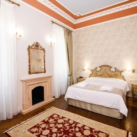 Palaiologos Luxury City Hotel