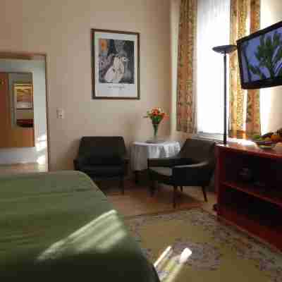 Bahnhof-Hotel Saarlouis Rooms
