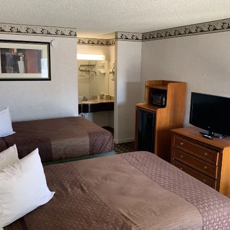 Heritage Inn