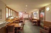 Club Hotel Cortina Hotels in Gemeinde Mauerbach