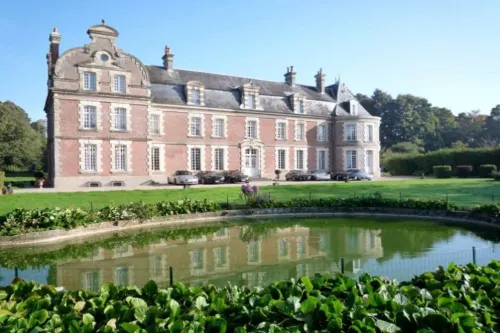 Château de Behen Hotels in Abbeville