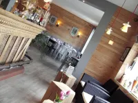Logis- Hôtel & Restaurant le Montligeon Hotel a Belleme