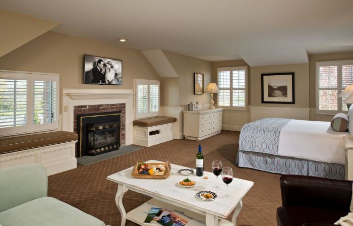 Chatham Wayside Inn