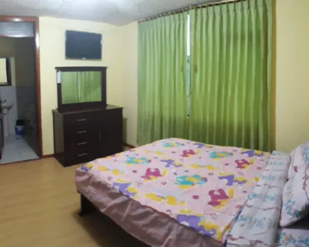 J&E ホテル アンバトのホテル