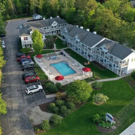 Bay Breeze Resort