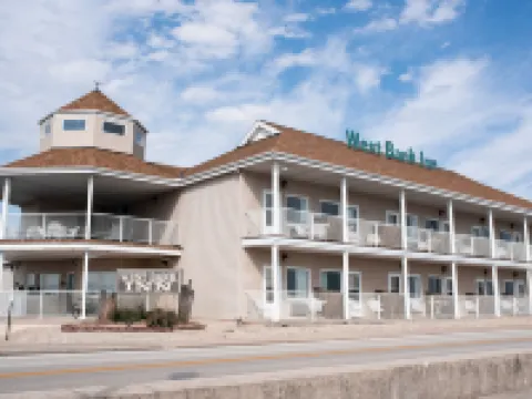 West Bank Inn Hotels in Celina
