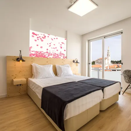 Hotel Santa Isabel