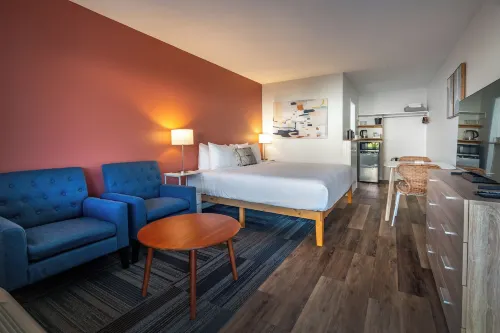 Okanagan Lakefront Resort