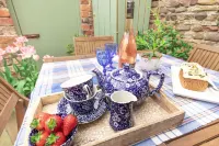 Chapel Cottage - Bungalows