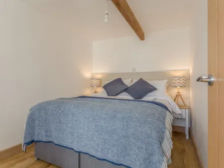 Potters by the Sea Отели рядом с достопримечательностью «St Maddern Church»