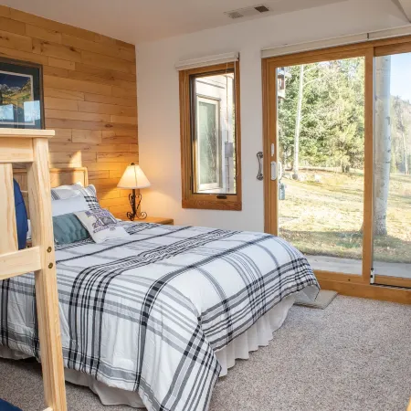 1622 Quicksilver 2 Bedroom Townhouse by RedAwning
