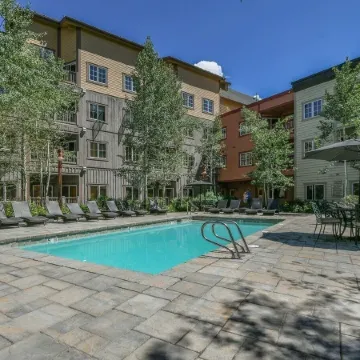 8594 Expedition Station 1 Bedroom Condo by RedAwning