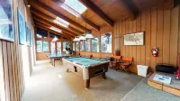 Mammoth Estates Deluxe 2 Bedroom Condos - 3 stjerner