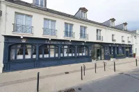 La Marine de Loire Hôtel & Spa - Pools