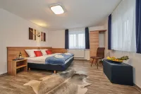 Sunny Hotel Straubing Hotels in Neukirchen
