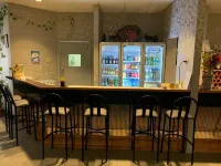 Mountain Creek Motel Bar & Restaurant - bar