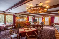 Adk Trail Inn Hotels in Wilmington