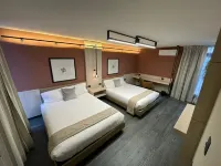 Exclusive 409 - 2-Star