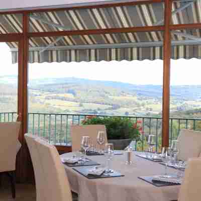 Logis Hôtel Au Vieux Morvan, au cœur de la Bourgogne, Piscine & Spa, Hôtel Climatisé Dining/Meeting Rooms