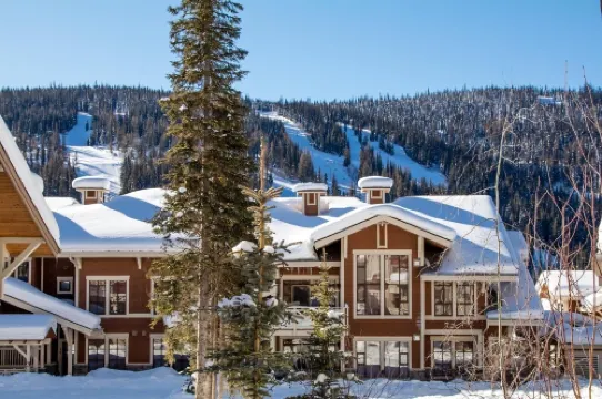 Stones Throw #56 by Bear Country Hôtels à : Thompson-Nicola P