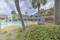 Panama City Condo w/ Balcony & Pool, Walk to Beach - Beach