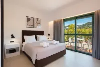 Cape Resort - Pools